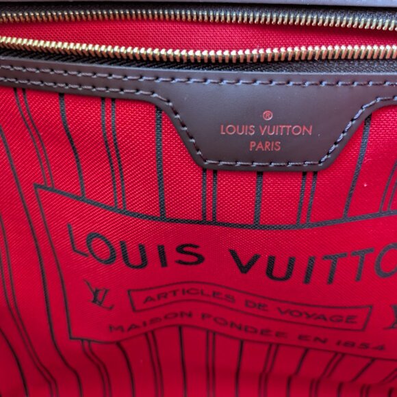 Louis Vuitton Brown Checkered Shoulder Bag - Picture 6 of 12